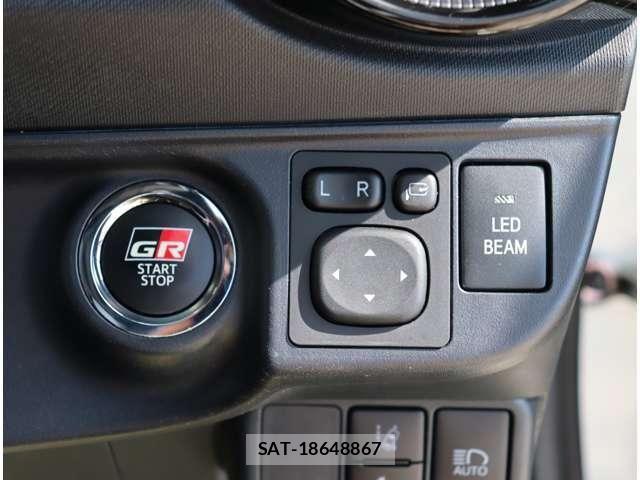 Toyota AQUA 2018-04 8312951-20