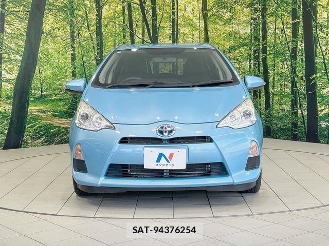Toyota AQUA 2014-04 8313018-13