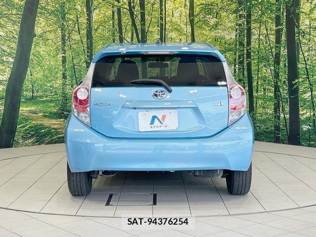Toyota AQUA 2014-04 8313018-14