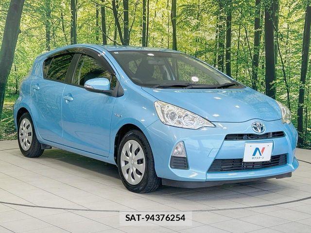 Toyota AQUA 2014-04 8313018-15