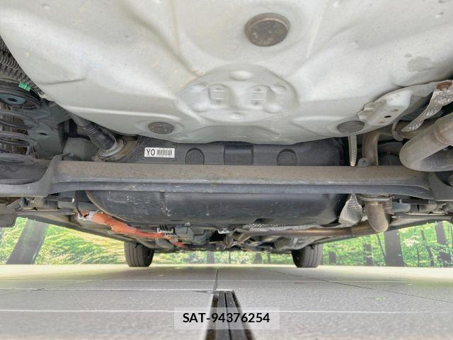 Toyota AQUA 2014-04 8313018-18