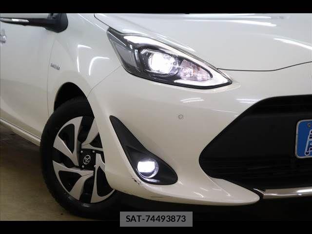 Toyota AQUA 2019-11 8312981-22