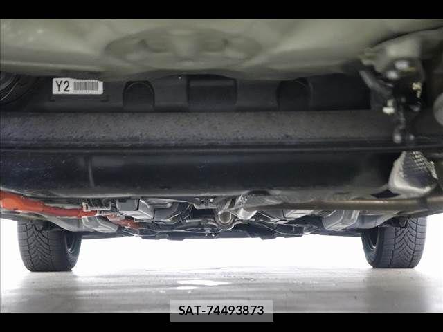 Toyota AQUA 2019-11 8312981-25