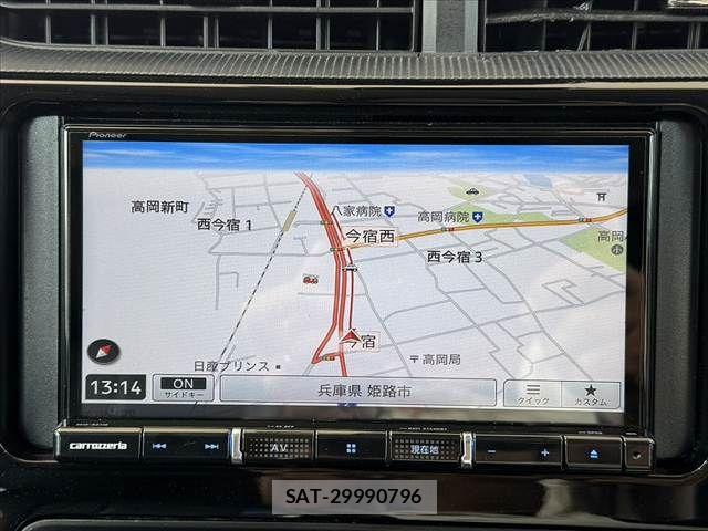 Toyota AQUA 2017-12 8312994-2