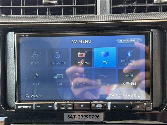 Toyota AQUA 2017-12 8312994-5