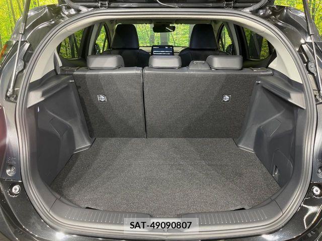 Toyota AQUA 2025-02 8312945-11