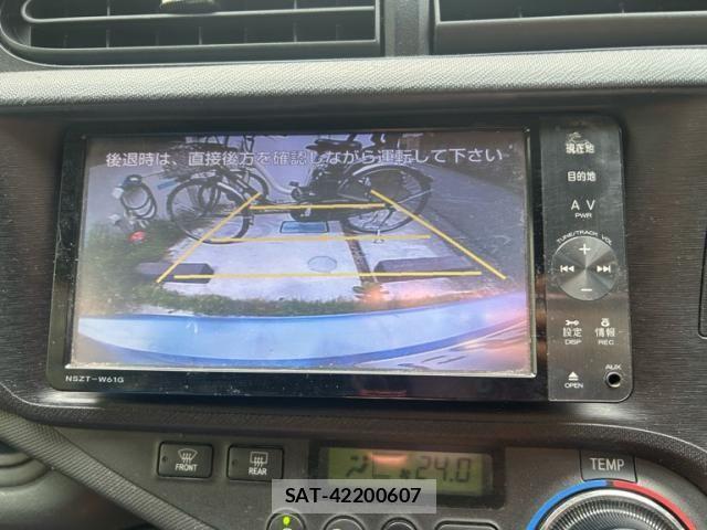 Toyota AQUA 2012-01 8313035-22