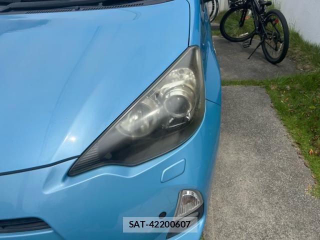 Toyota AQUA 2012-01 8313035-5