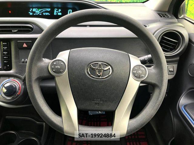 Toyota AQUA 2014-12 8313017-10