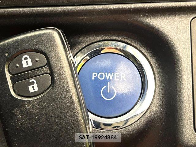 Toyota AQUA 2014-12 8313017-6