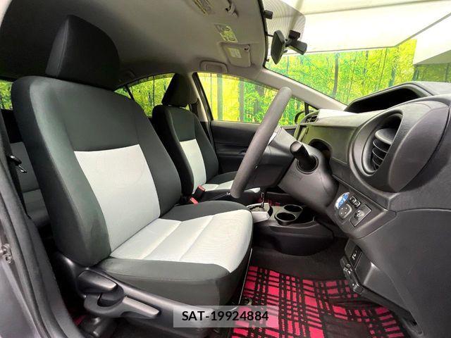 Toyota AQUA 2014-12 8313017-7