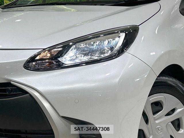 Toyota AQUA 2022-12 8312950-11