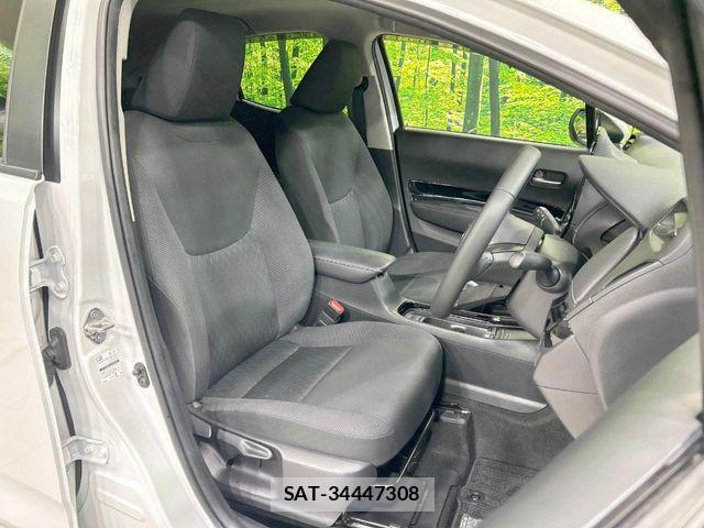 Toyota AQUA 2022-12 8312950-7