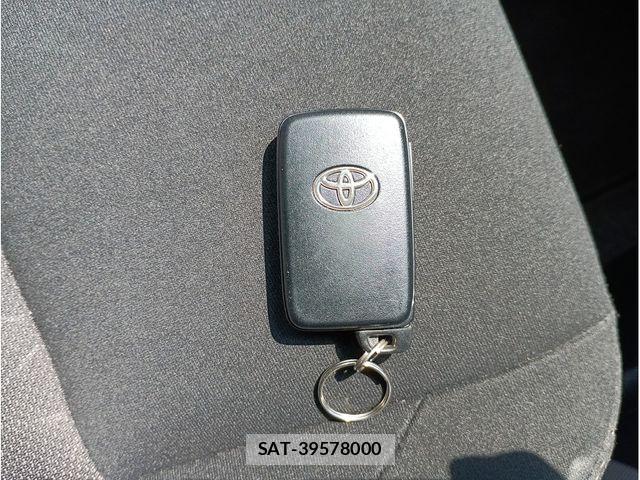 Toyota AQUA 2020-12 8312990-17