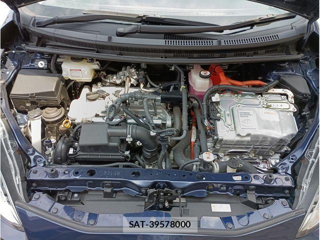 Toyota AQUA 2020-12 8312990-18