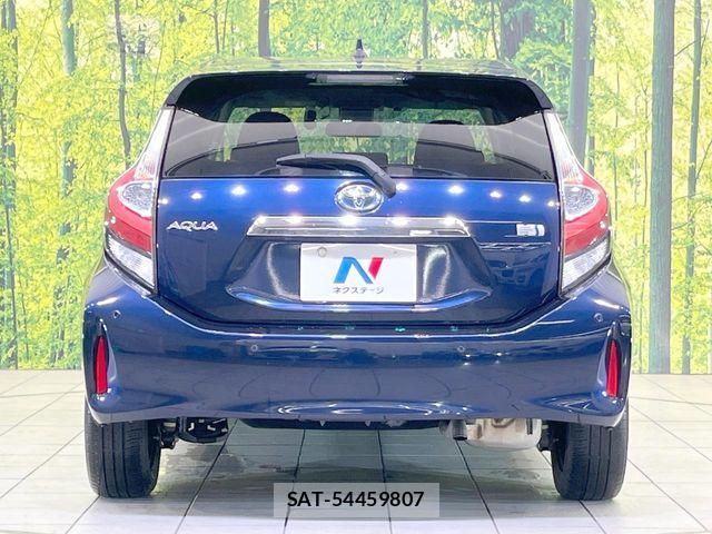 Toyota AQUA 2019-07 8313008-13