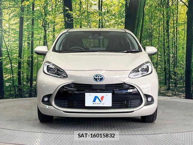 Toyota AQUA 2022-11 8312948-13