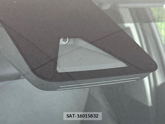 Toyota AQUA 2022-11 8312948-2