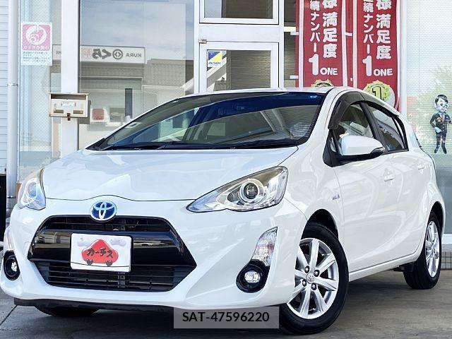 Toyota AQUA 2015-01 8312997-0