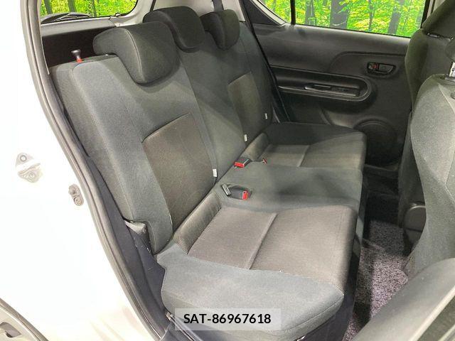 Toyota AQUA 2017-02 8312996-9