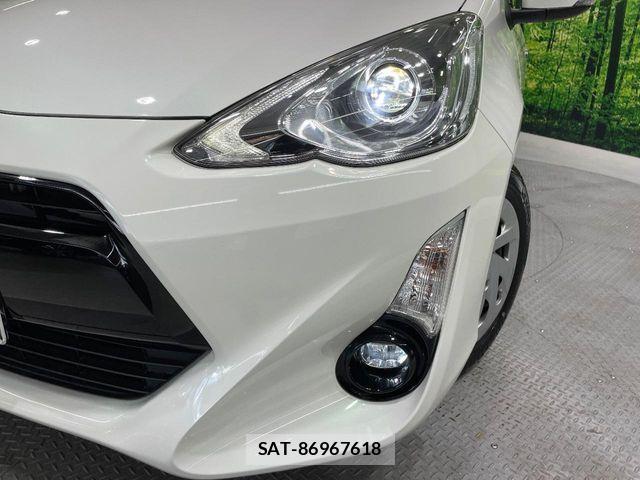 Toyota AQUA 2017-02 8312996-12