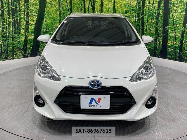 Toyota AQUA 2017-02 8312996-14