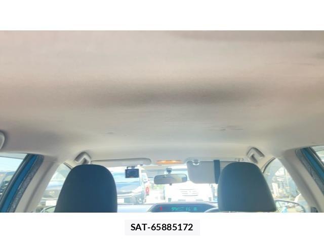 Toyota AQUA 2013-03 8313036-12