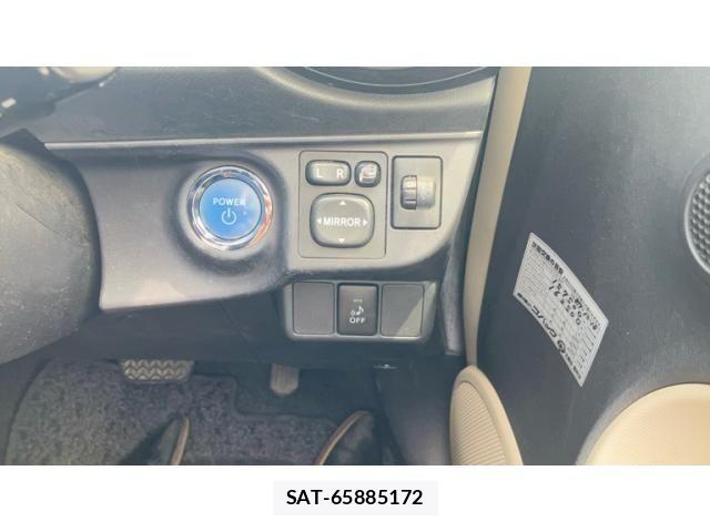 Toyota AQUA 2013-03 8313036-16