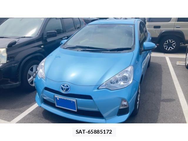 Toyota AQUA 2013-03 8313036-1