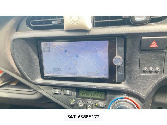 Toyota AQUA 2013-03 8313036-21