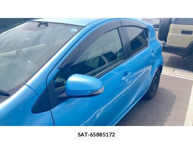 Toyota AQUA 2013-03 8313036-6