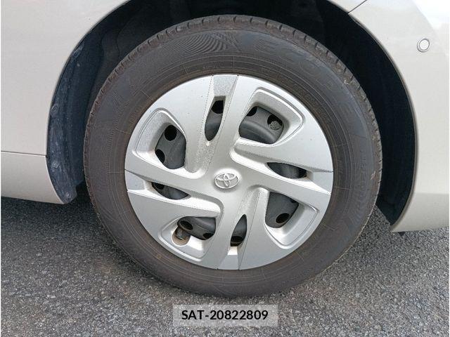 Toyota AQUA 2021-11 8312987-23