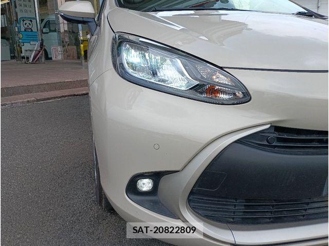 Toyota AQUA 2021-11 8312987-24