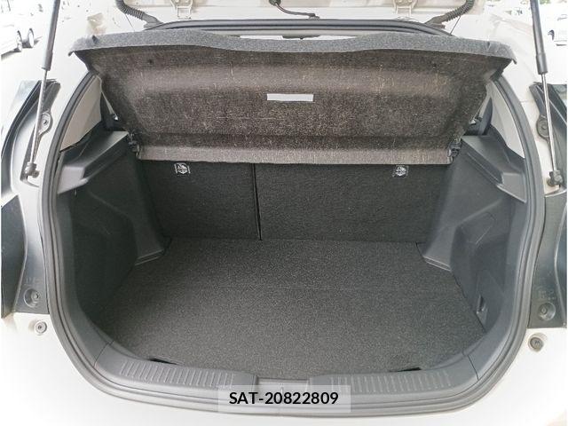 Toyota AQUA 2021-11 8312987-5