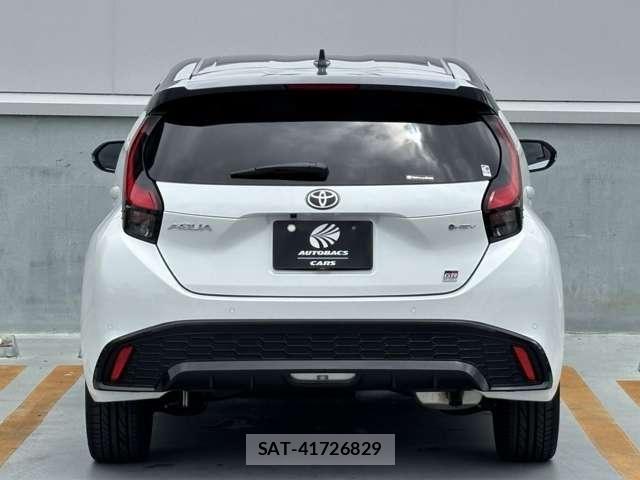 Toyota AQUA 2025-03 8312940-9