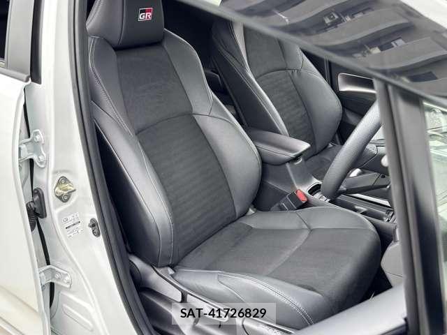 Toyota AQUA 2025-03 8312940-15
