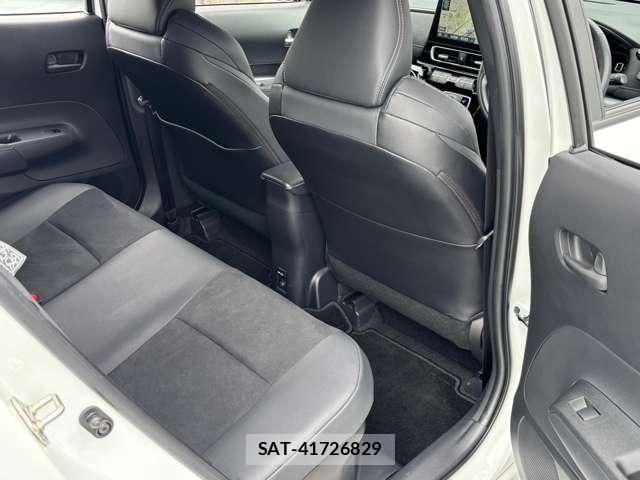 Toyota AQUA 2025-03 8312940-19
