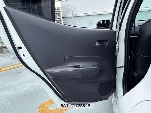 Toyota AQUA 2025-03 8312940-29