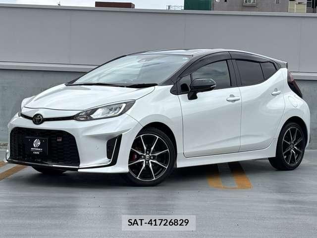 Toyota AQUA 2025-03 8312940-4