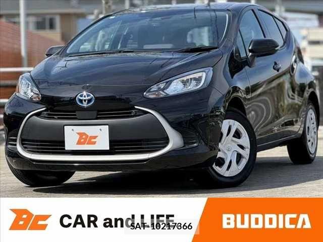 Toyota AQUA 2024-05 8312957-0