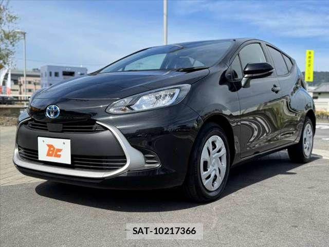 Toyota AQUA 2024-05 8312957-9