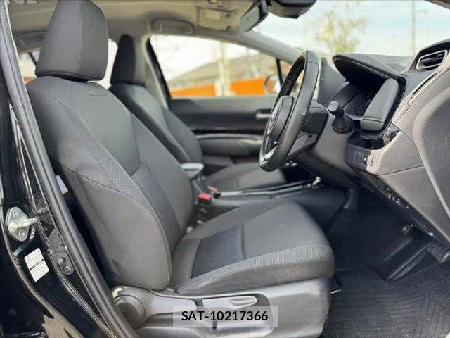 Toyota AQUA 2024-05 8312957-15