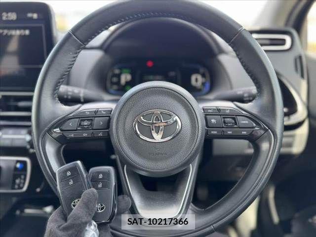 Toyota AQUA 2024-05 8312957-5