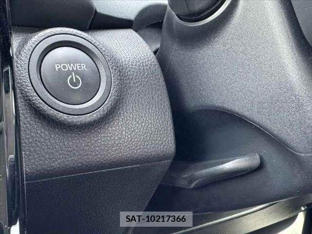 Toyota AQUA 2024-05 8312957-6