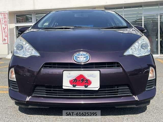 Toyota AQUA 2014-02 8313024-3