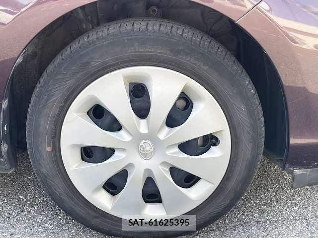 Toyota AQUA 2014-02 8313024-8