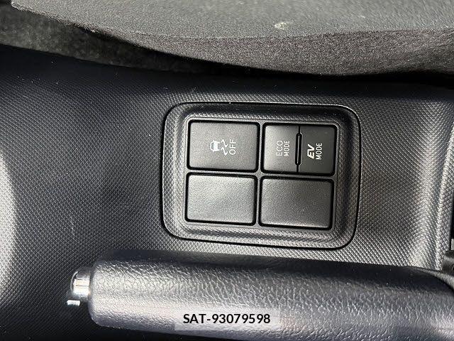 Toyota AQUA 2019-10 8312977-13