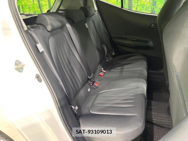 Toyota AQUA 2023-07 8312965-8