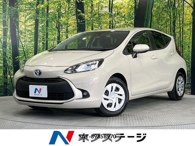 Toyota AQUA 2022-08 8312975-0