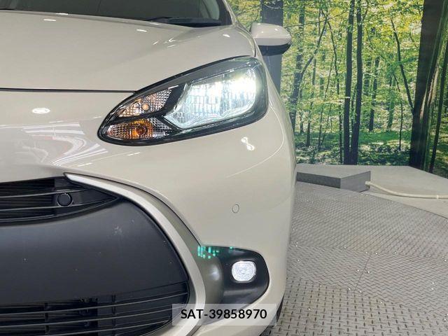 Toyota AQUA 2022-08 8312975-11